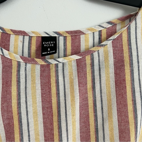 Elegant Striped Midi Dress - Picture 4 of 5